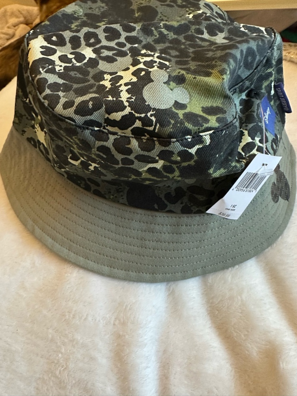 Disney Parks Animal Kingdom Bucket Hat. NWT - Picture 2 of 7